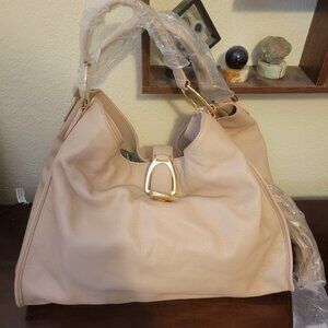 G.I.L.I Roma XLG Stirrup & Tassel Tan Pebbled Leather Tote  A261703